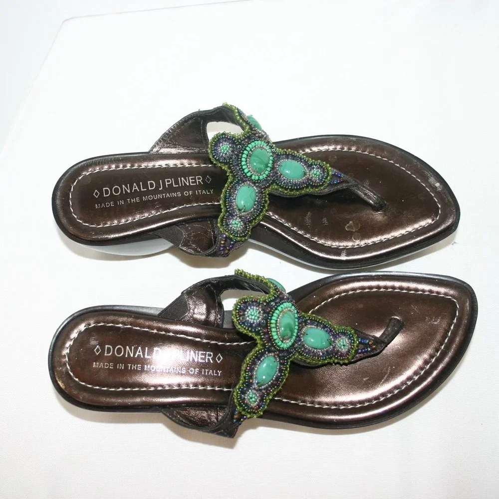 Donald Pliner Wedge Heel Sandal 'Cece" Size 8.5 J-894. New Condition. No box. - Picture 2 of 10